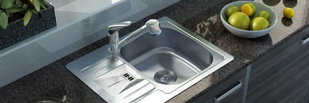 Zatkany zlew? 5+ sprawdzonych sposobów na szybkie udrożnienie