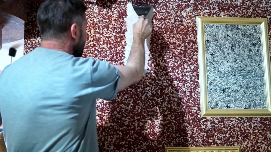 Jak usunąć tynk dekoracyjny? Praktyczny przewodnik DIY krok po kroku