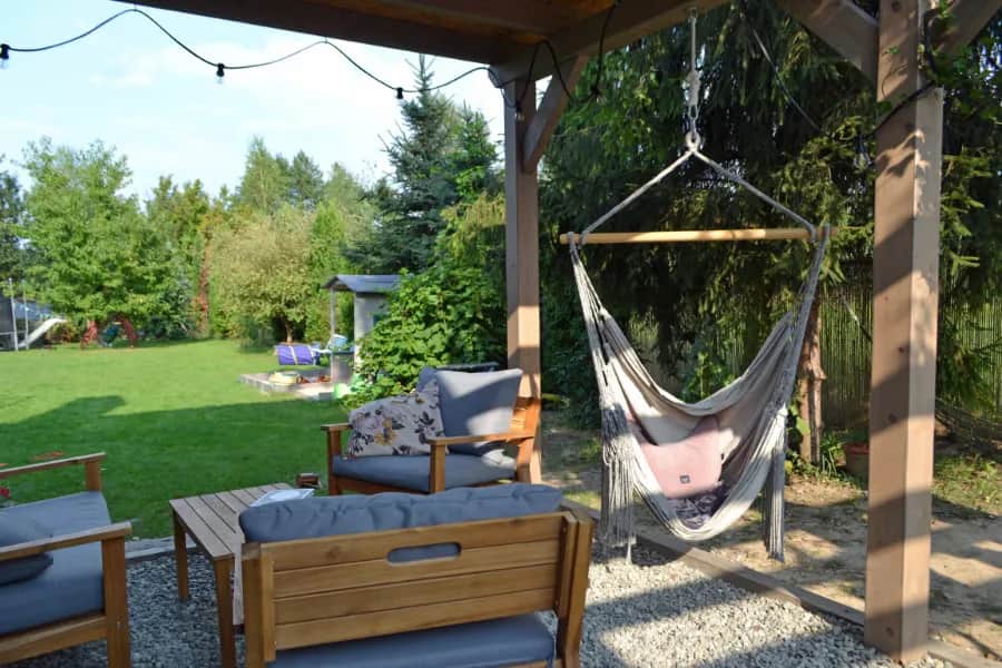 Jak zamocować krzesło brazylijskie? Przewodnik krok po kroku